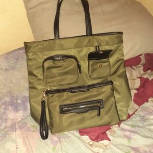 @likedream purse green